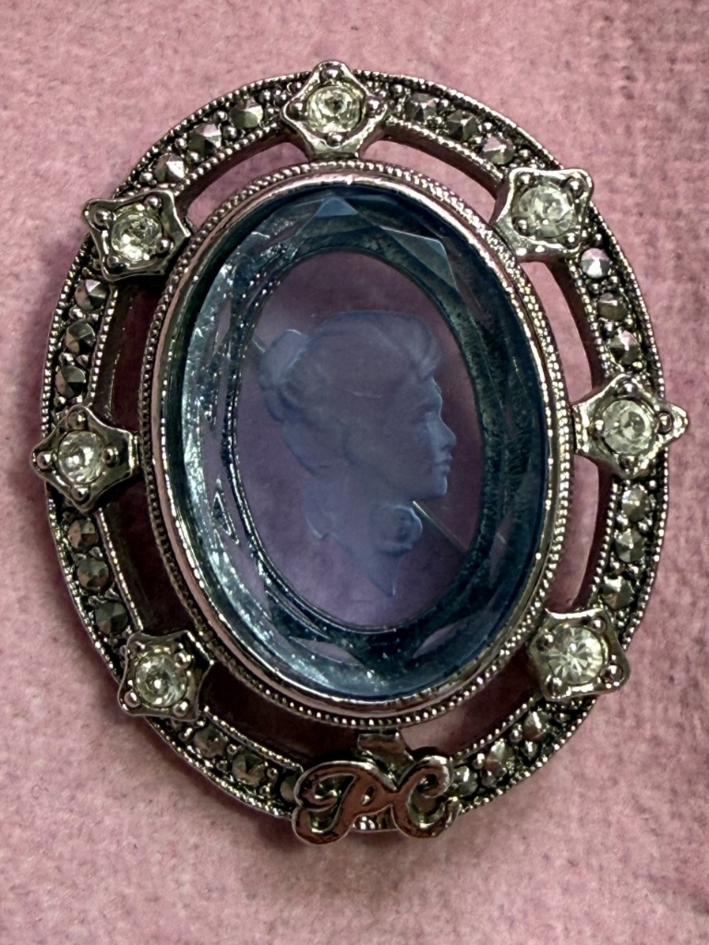 Avon 98-99 President Circle Blue Intaglio Cameo